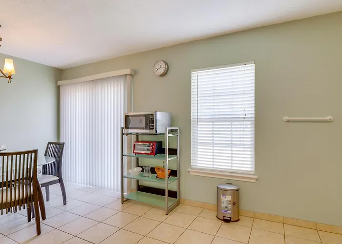 Home: Near Dell Diamond & Waterpark! Round Rock