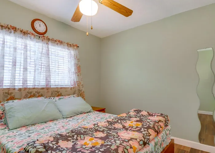 Home: Near Dell Diamond & Waterpark!